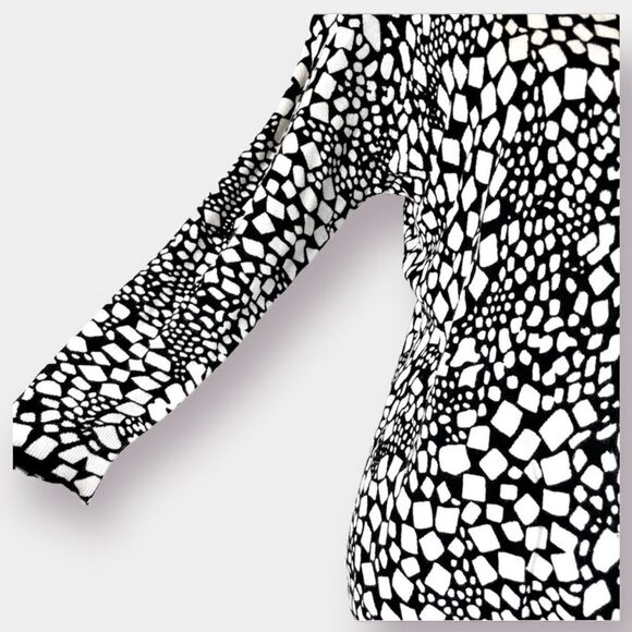 NWT Joseph A. Cardigan Size Small Black White - Picture 4 of 6